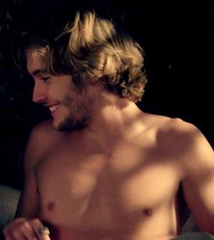 Toby Regbo